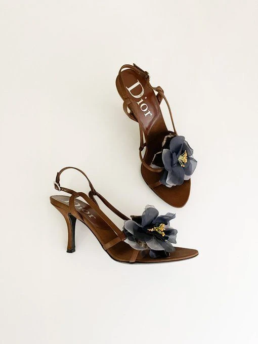 Slingback Pump